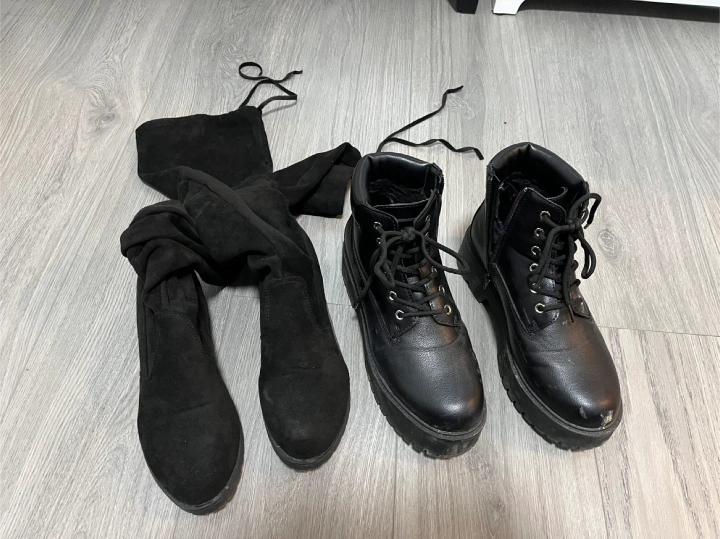 Free shoes - Women size 39 and 8