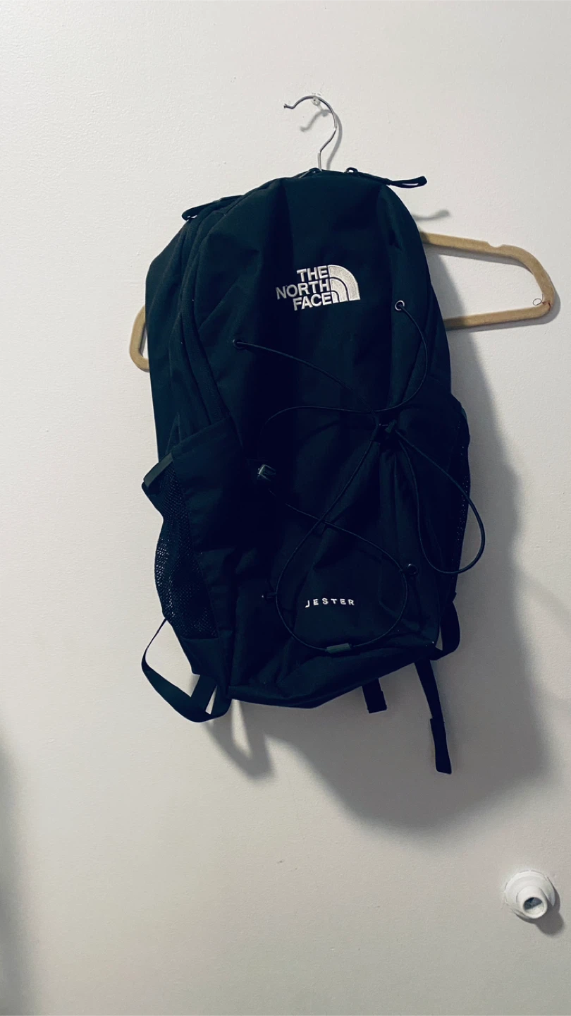 Authentic Northface jester backpack - photo 4