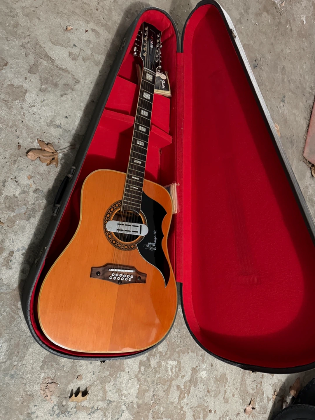 EKO Ranger 12 12-String Acoustic Guitar with Case