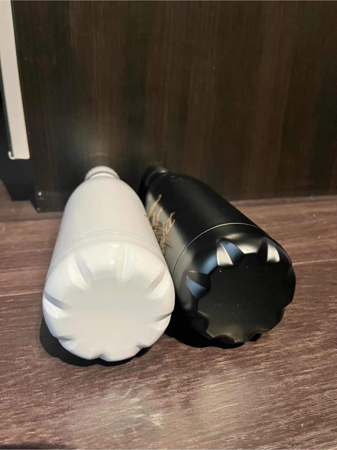 Onebottl Mr. & Mrs. Right Water Bottles (Set of 2) - photo 3