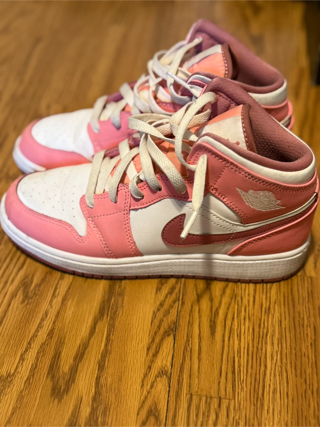Nike Air Jordan 1 Mid SE Pink White Youth Sneakers - photo 3