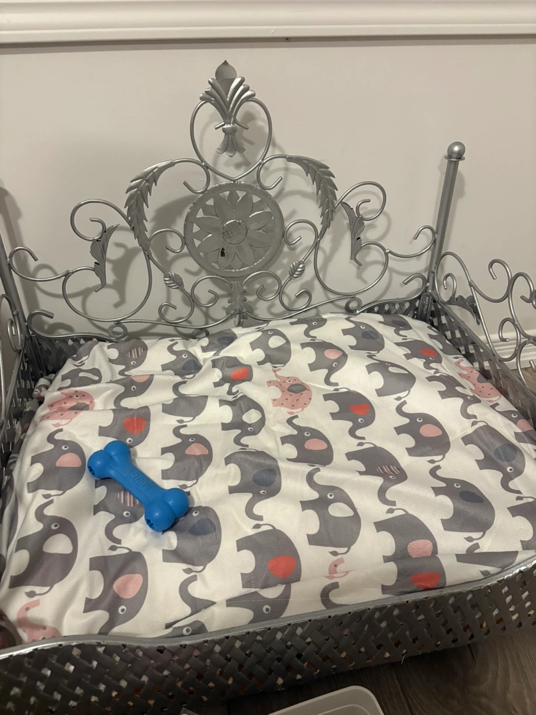 Pet Bed with Elephant Print Cushion