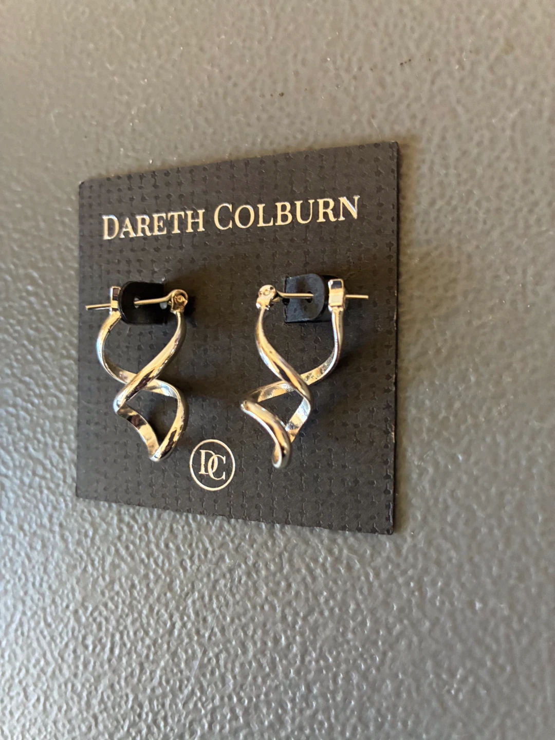 Dareth Colburn Silver Tone Swirl Hoop Earrings - photo 2