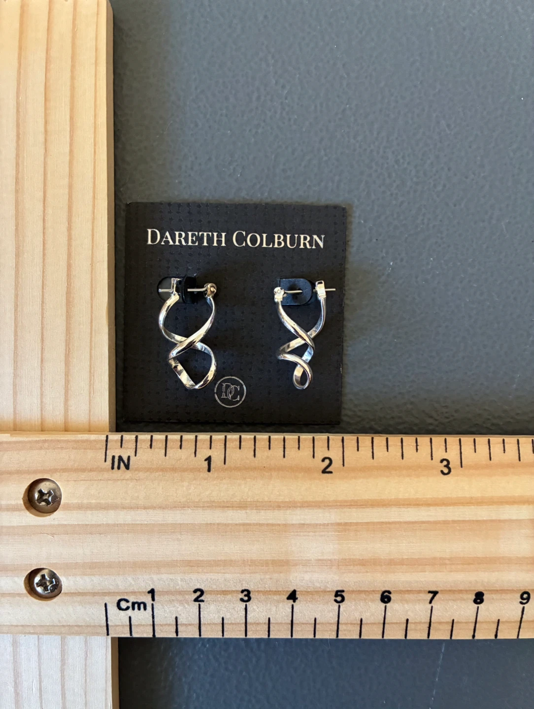 Dareth Colburn Silver Tone Swirl Hoop Earrings - photo 4