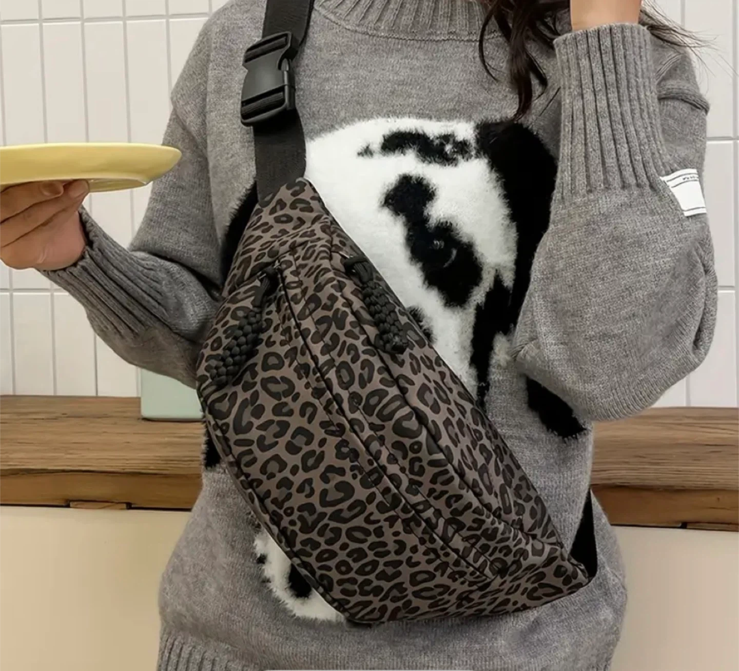 New! Leopard Print Fanny Pack Waist Bag - photo 2