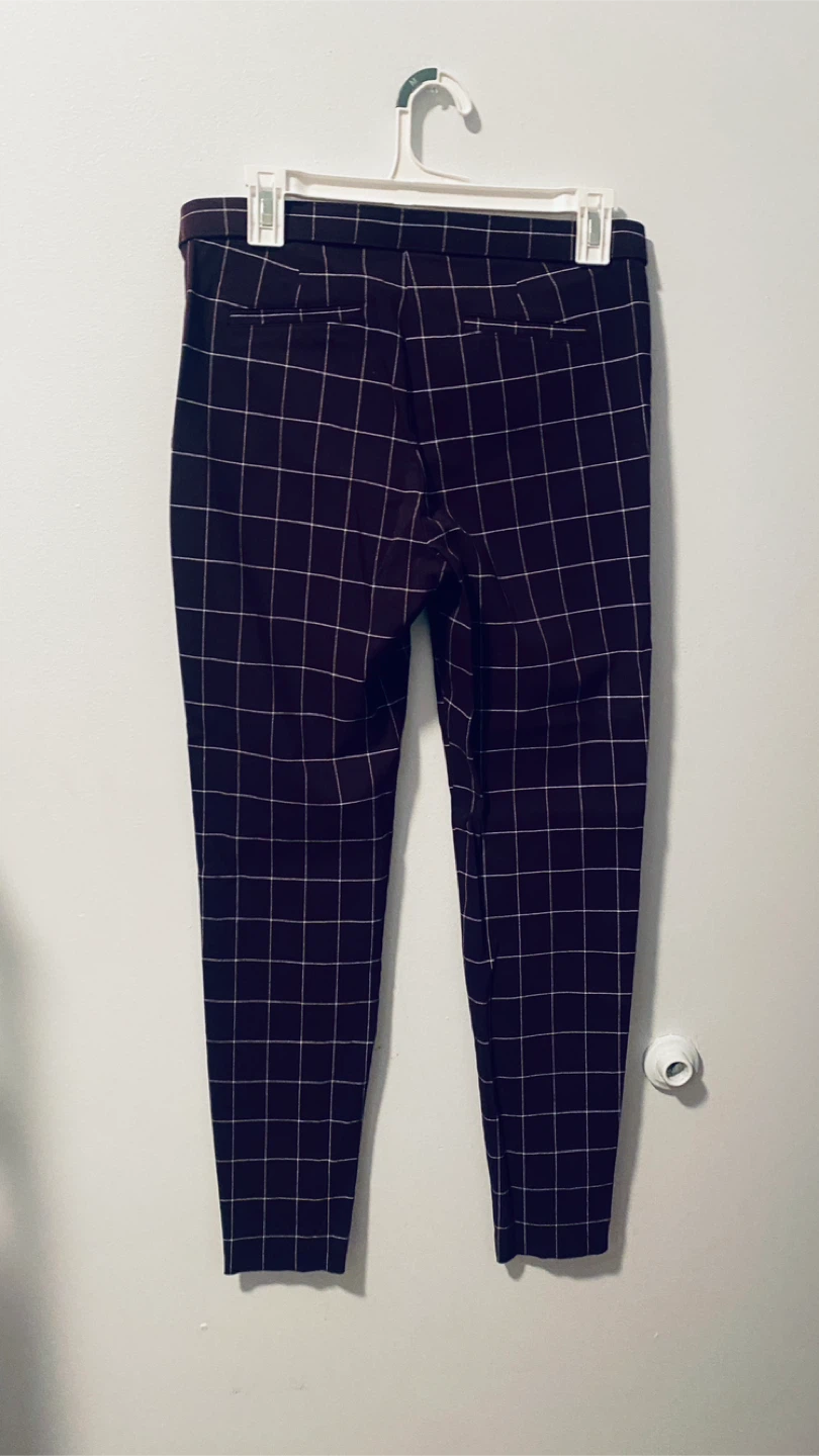 Burgandy size s ladies pants - photo 4