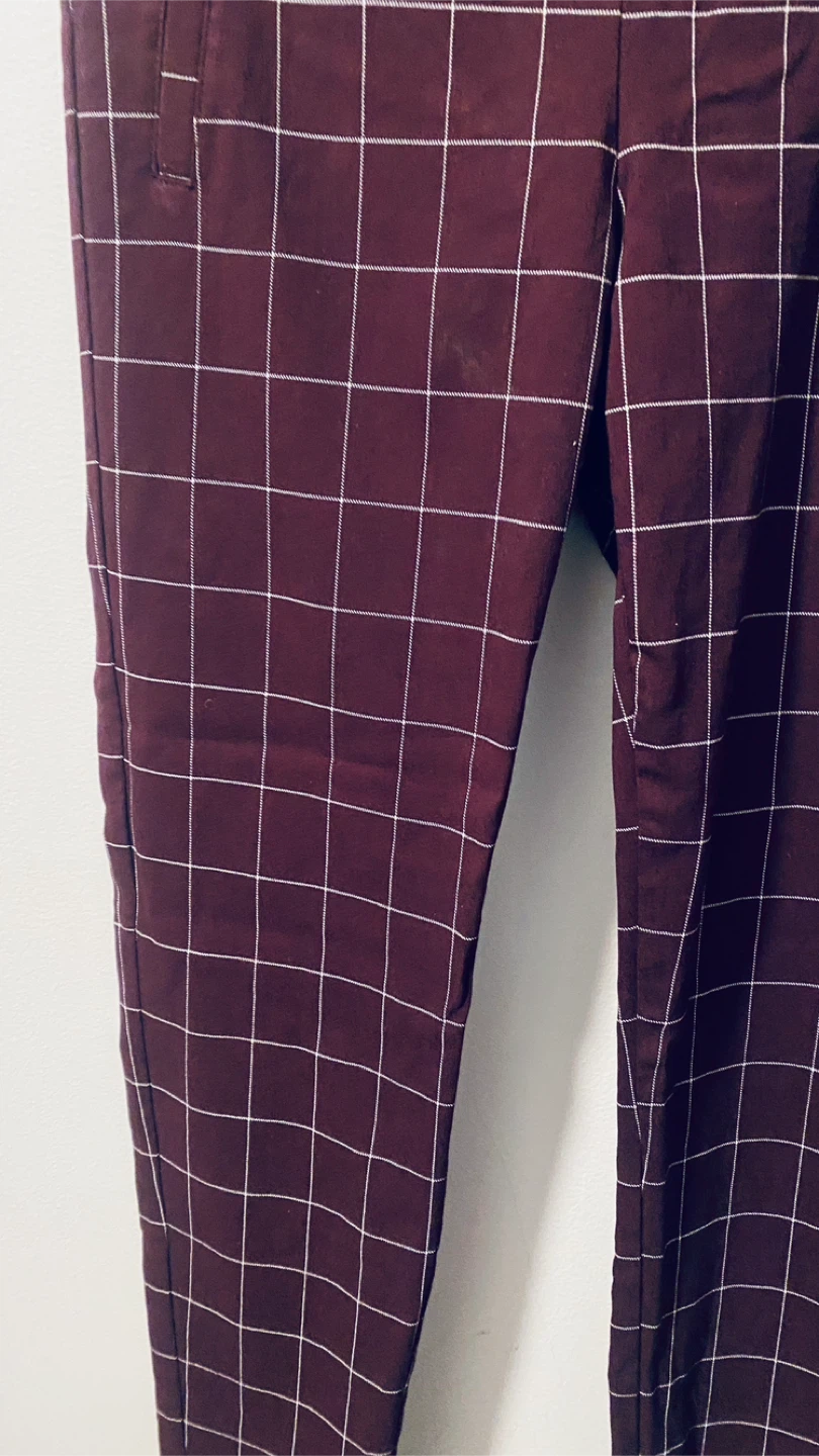 Burgandy size s ladies pants - photo 3
