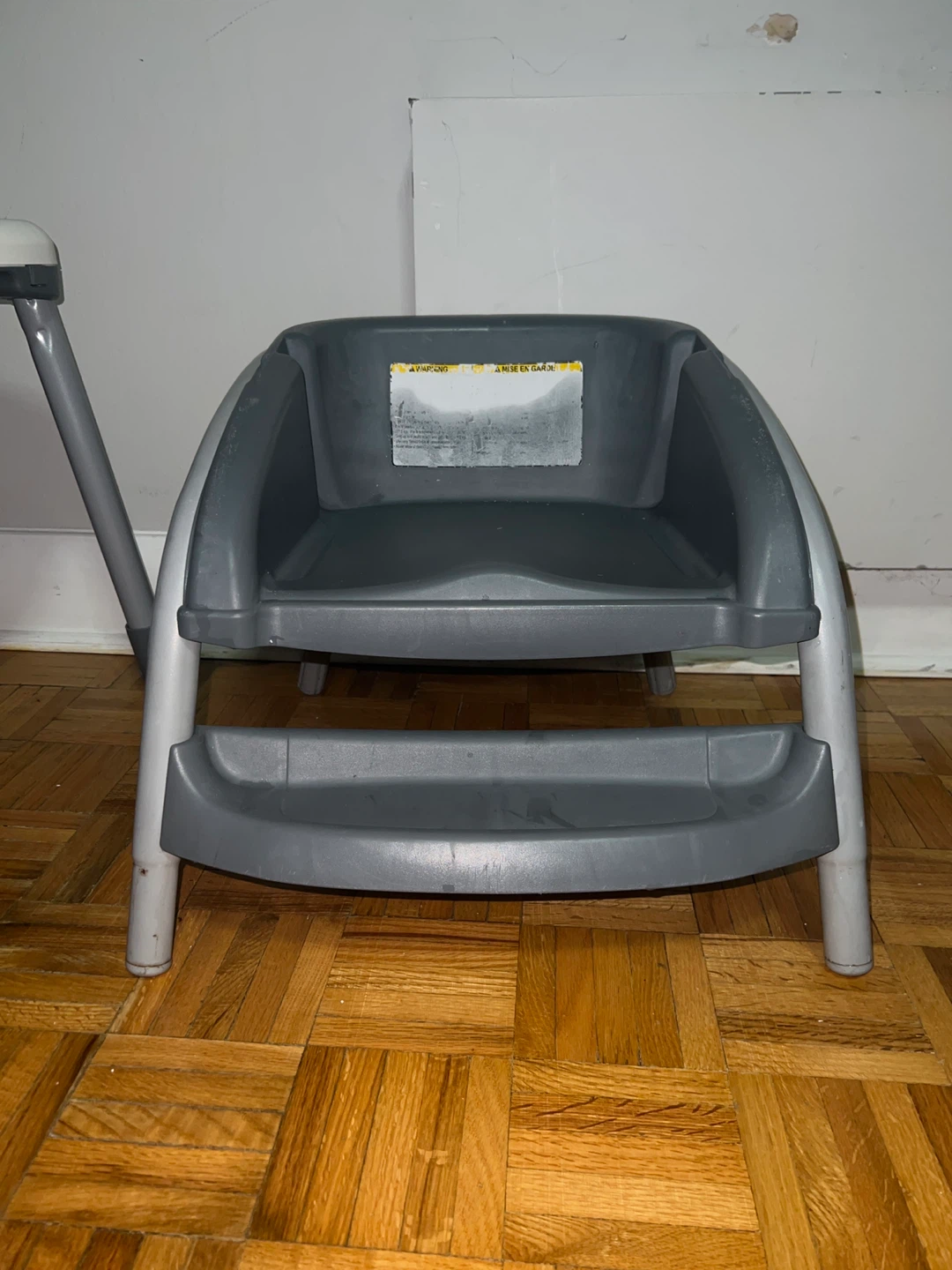 Graco Booster Seat - photo 4