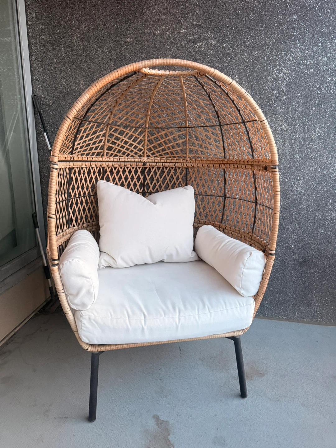Wicker Egg Chair with Cushions - photo 3