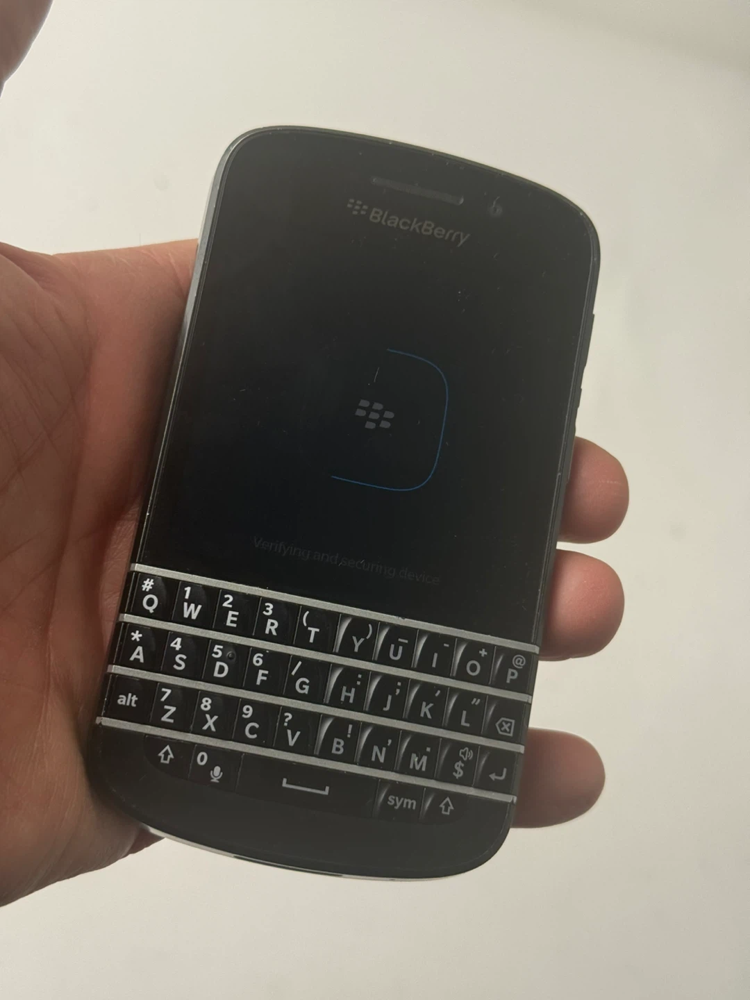 BlackBerry Classic Smartphone - New Battery - photo 2