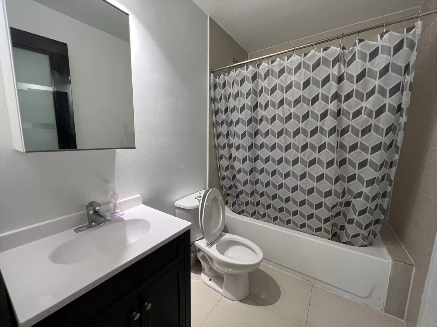 Private suite in Yorkmills close to Sunnybrook Hospital - photo 5