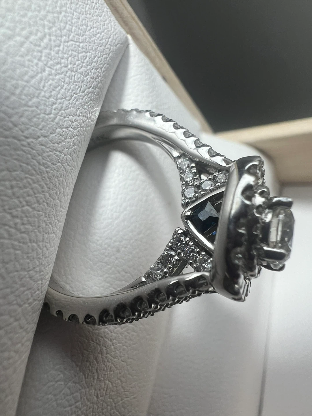 14 k Vera Wang ring w/appraisal - photo 3