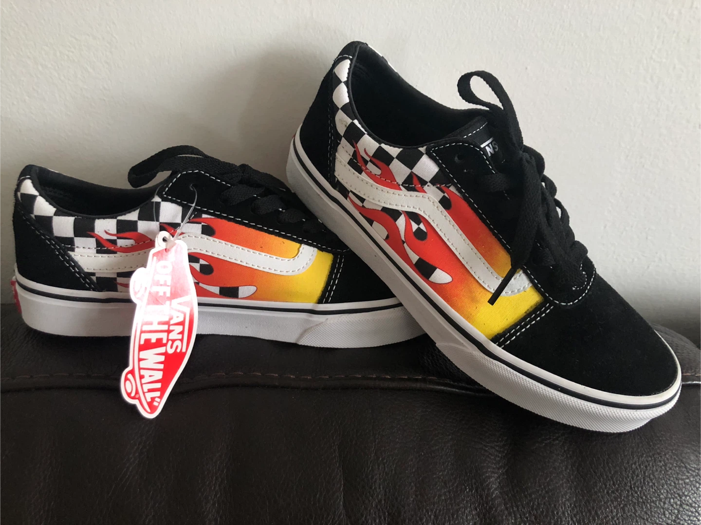 Brand new vans ward boys suede skate shoes