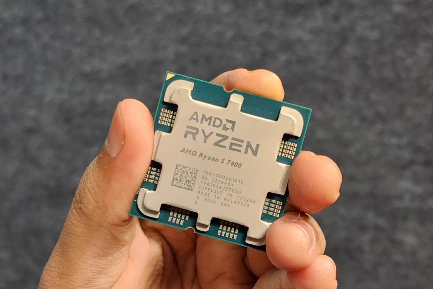 AMD Ryzen 5 7600 CPU
