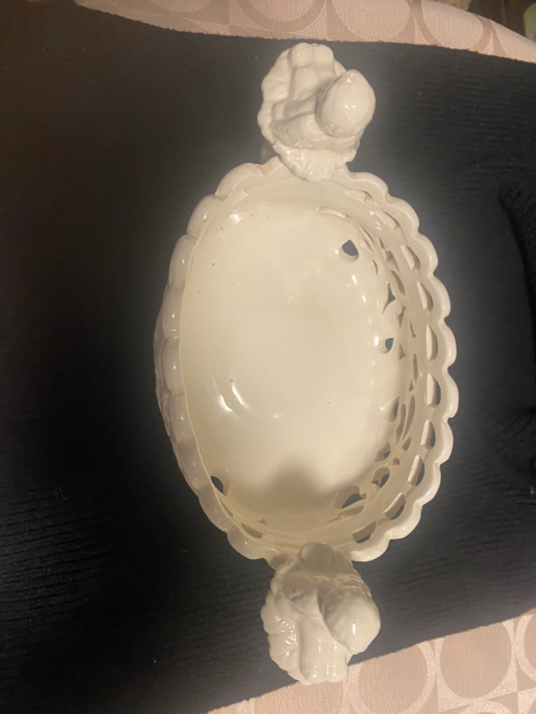 White Ceramic Decorative Bowl with Cherubs - photo 5