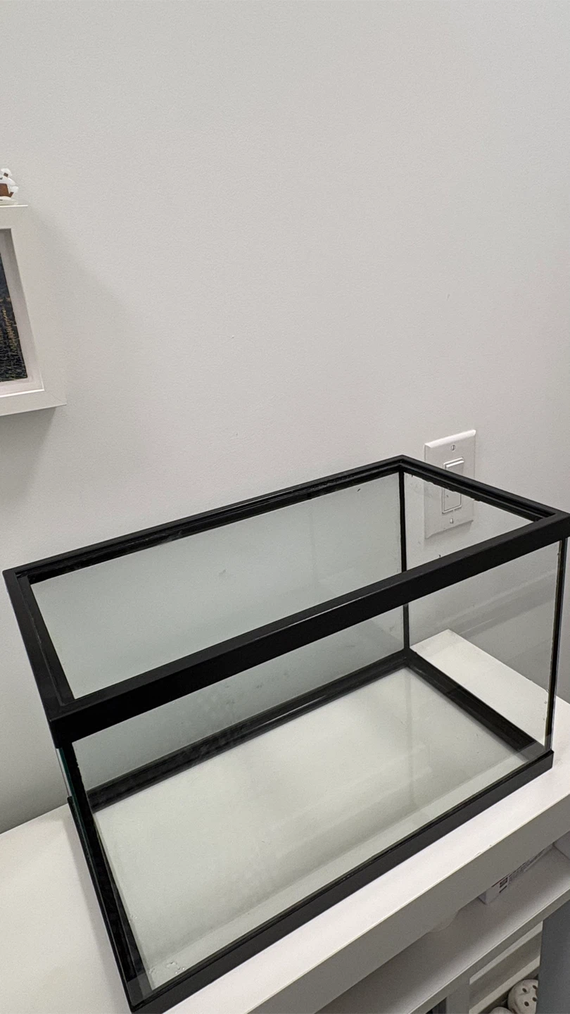 Aquarium Tank with Accessories - photo 4