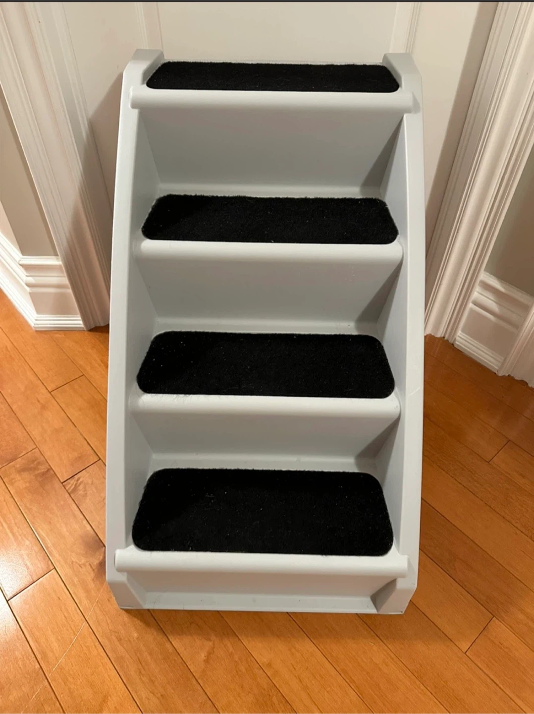 PetSafe Cozy Up foldable pet stairs