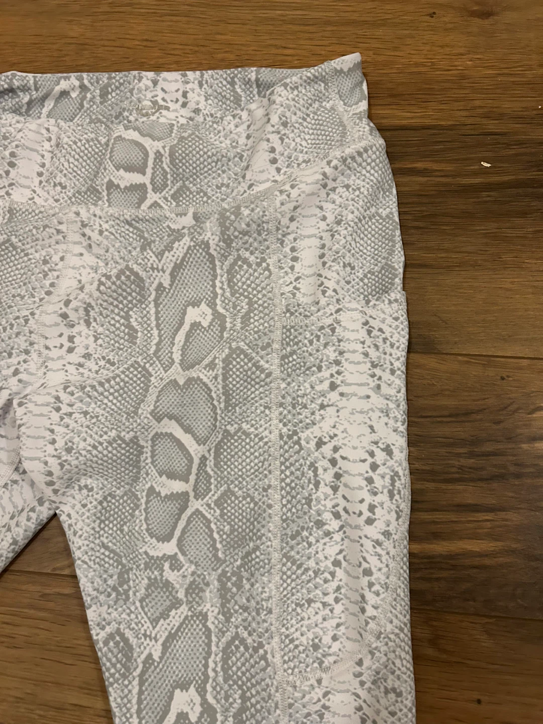 Women's Snake Print Leggings - photo 2