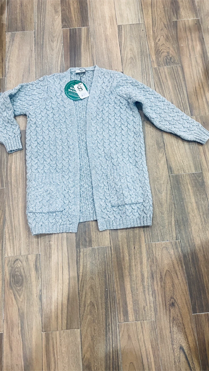 Irish sweater 100 percent wool new