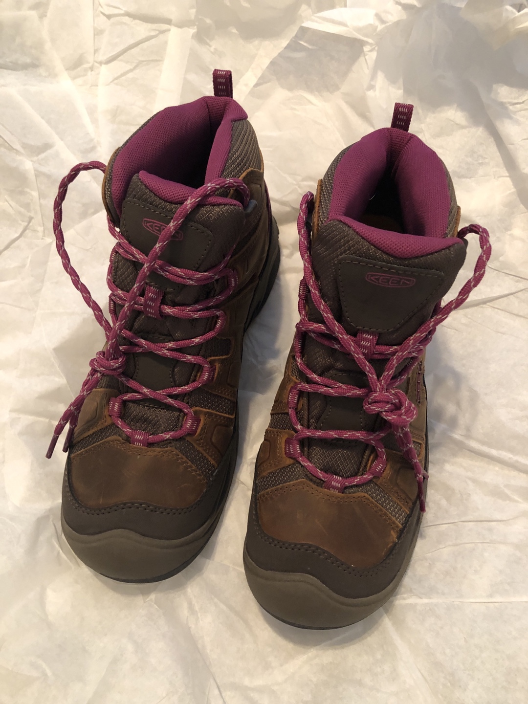 KEEN Circadia Women's Waterproof Mid Hiking Boots - US8.5