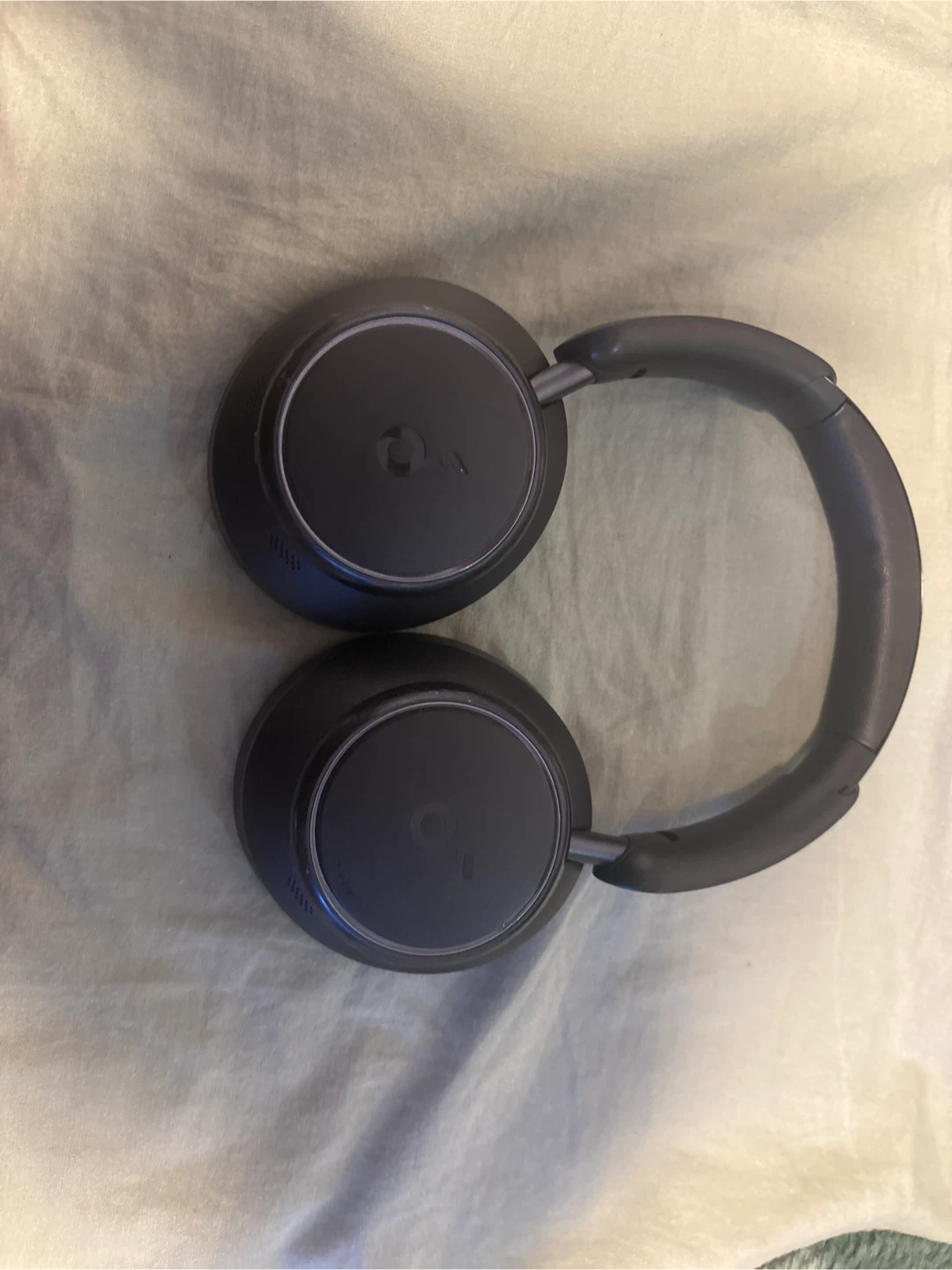 Soundcore Space Series Headphones with Case q45