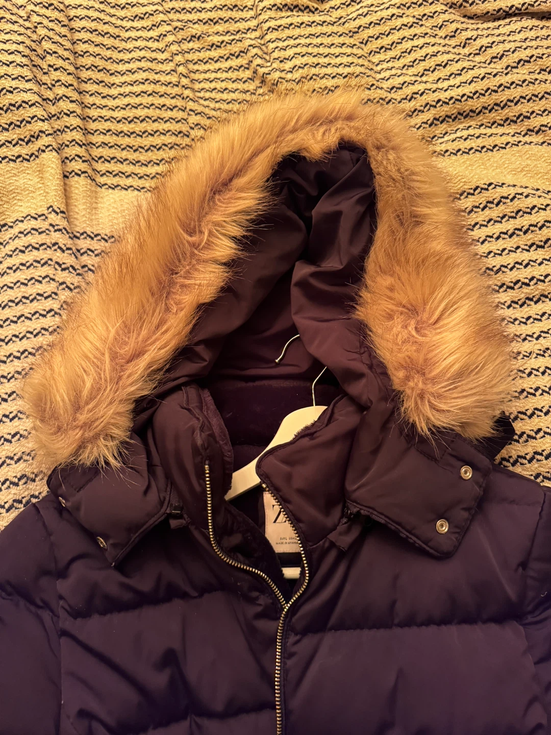 Zara Puffer Jacket with Faux Fur Hood - photo 3