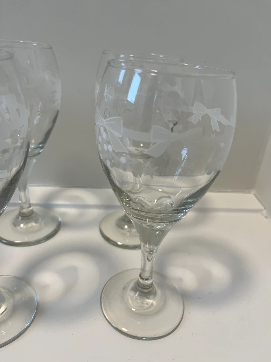 Set of 6 Etched Wine Glasses - photo 2