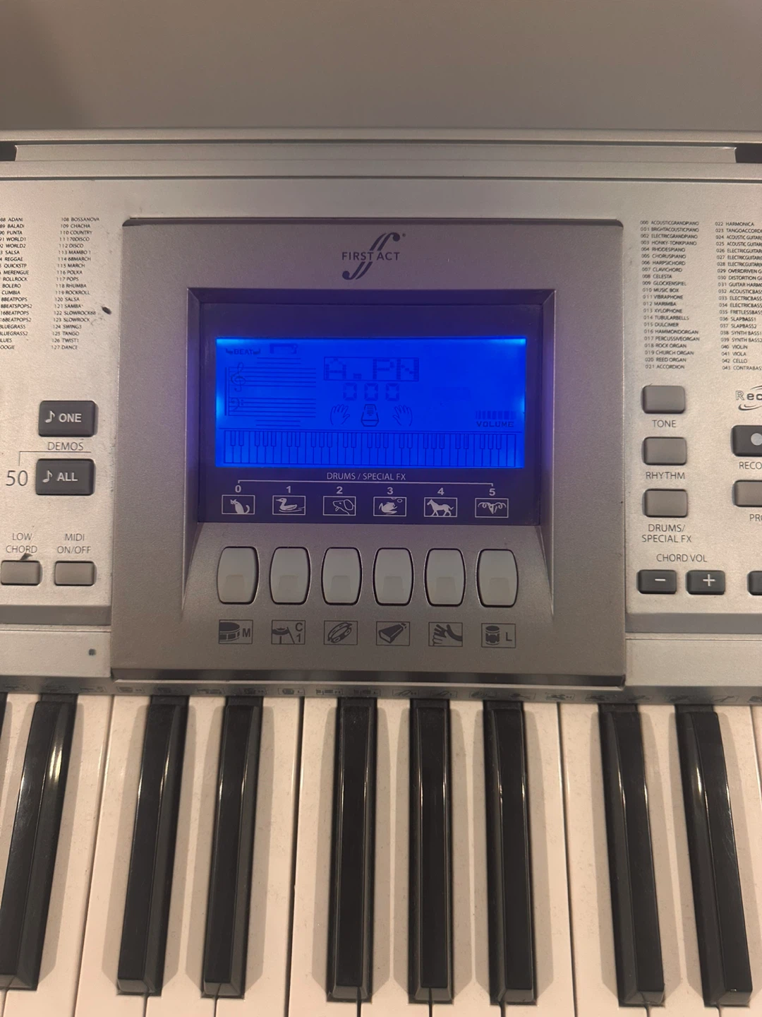 First Act Electronic Keyboard with Stand - photo 4