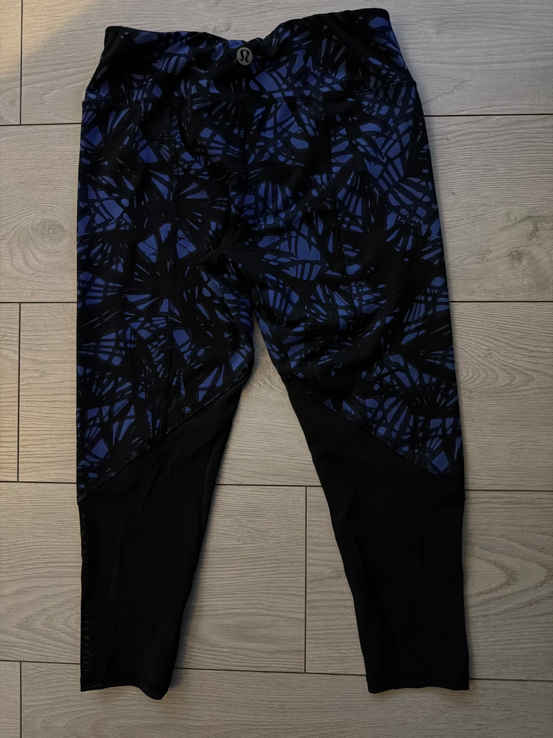 Lululemon Activewear Capri Leggings