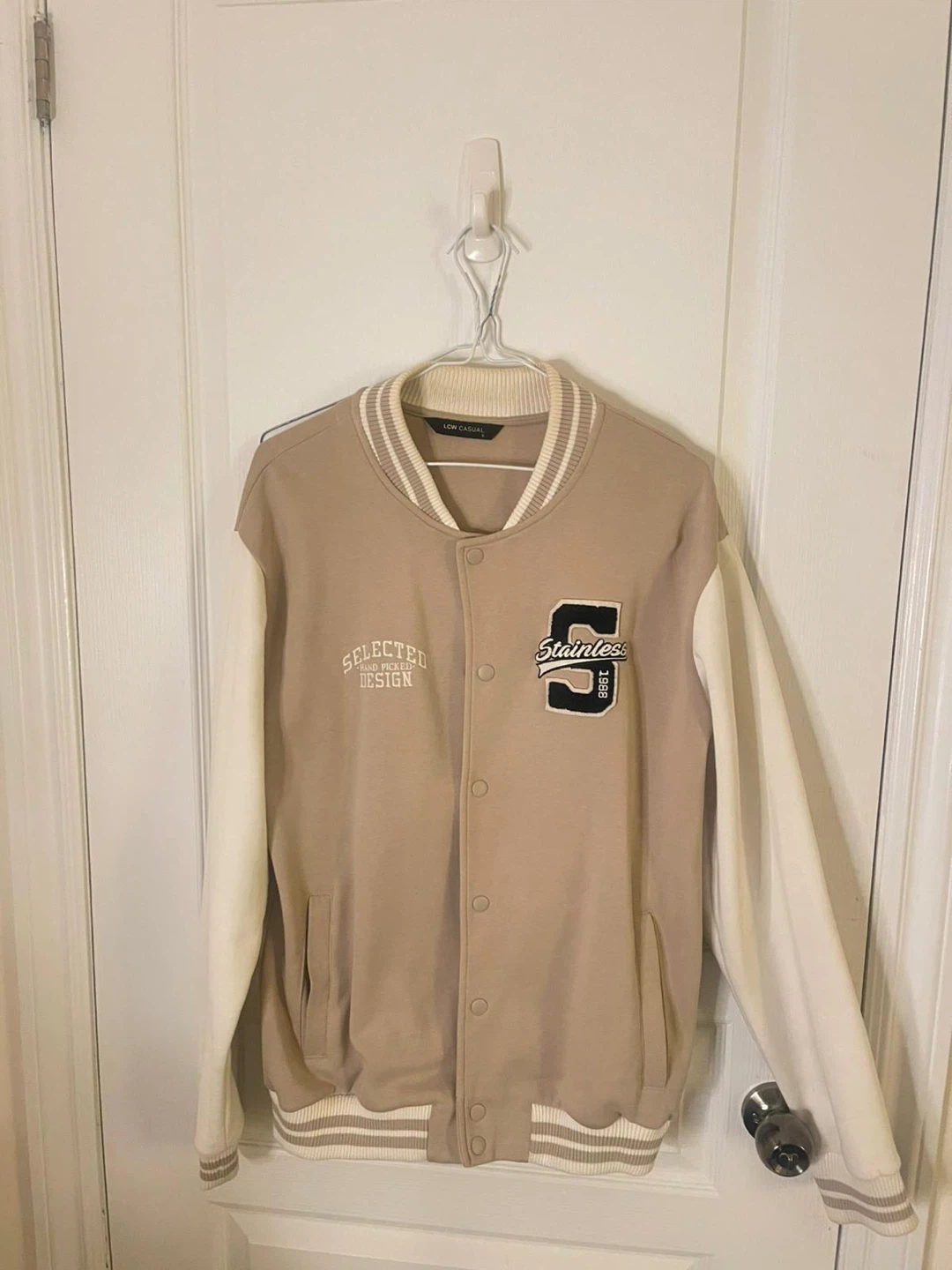 Low Casual Varsity Jacket