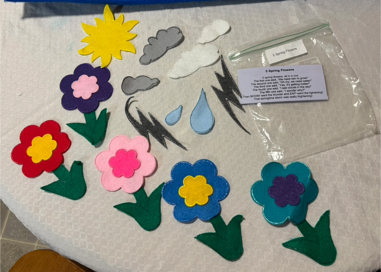 Felt Story Board - The Gruffalo, Six Little Fish, and More! - photo 3