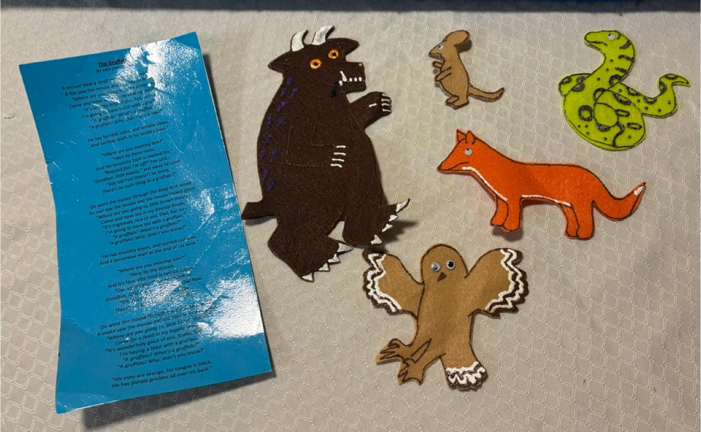 Felt Story Board - The Gruffalo, Six Little Fish, and More! - photo 2
