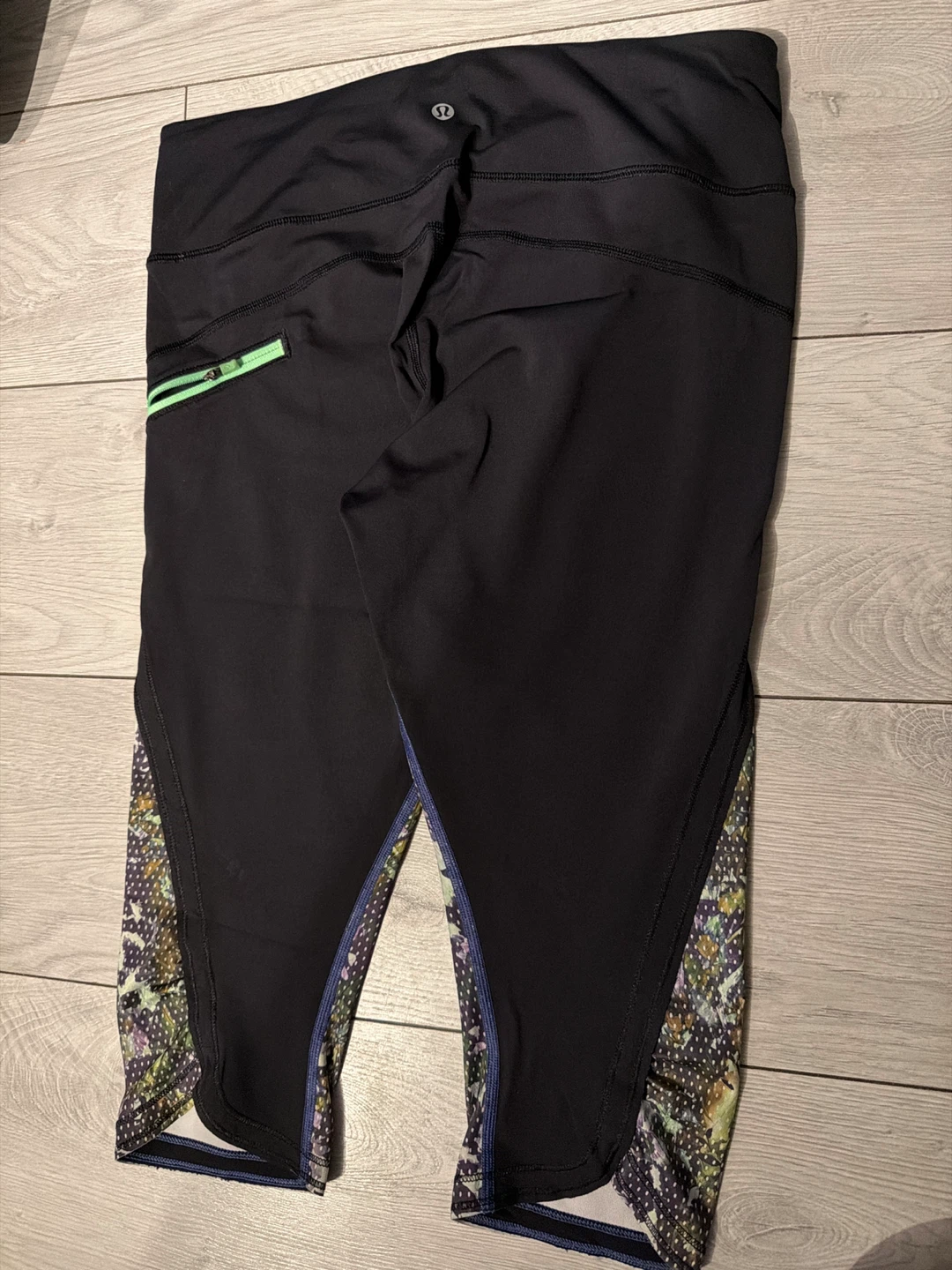 Lululemon Women's Wunder Under Crop Leggings Size 8 - photo 2