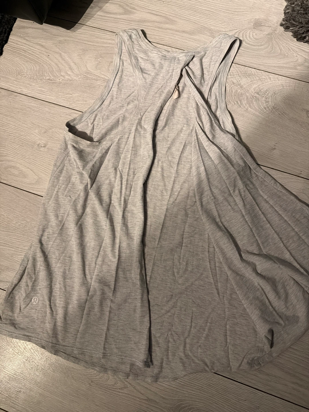 Lululemon Grey Tank Top - photo 2