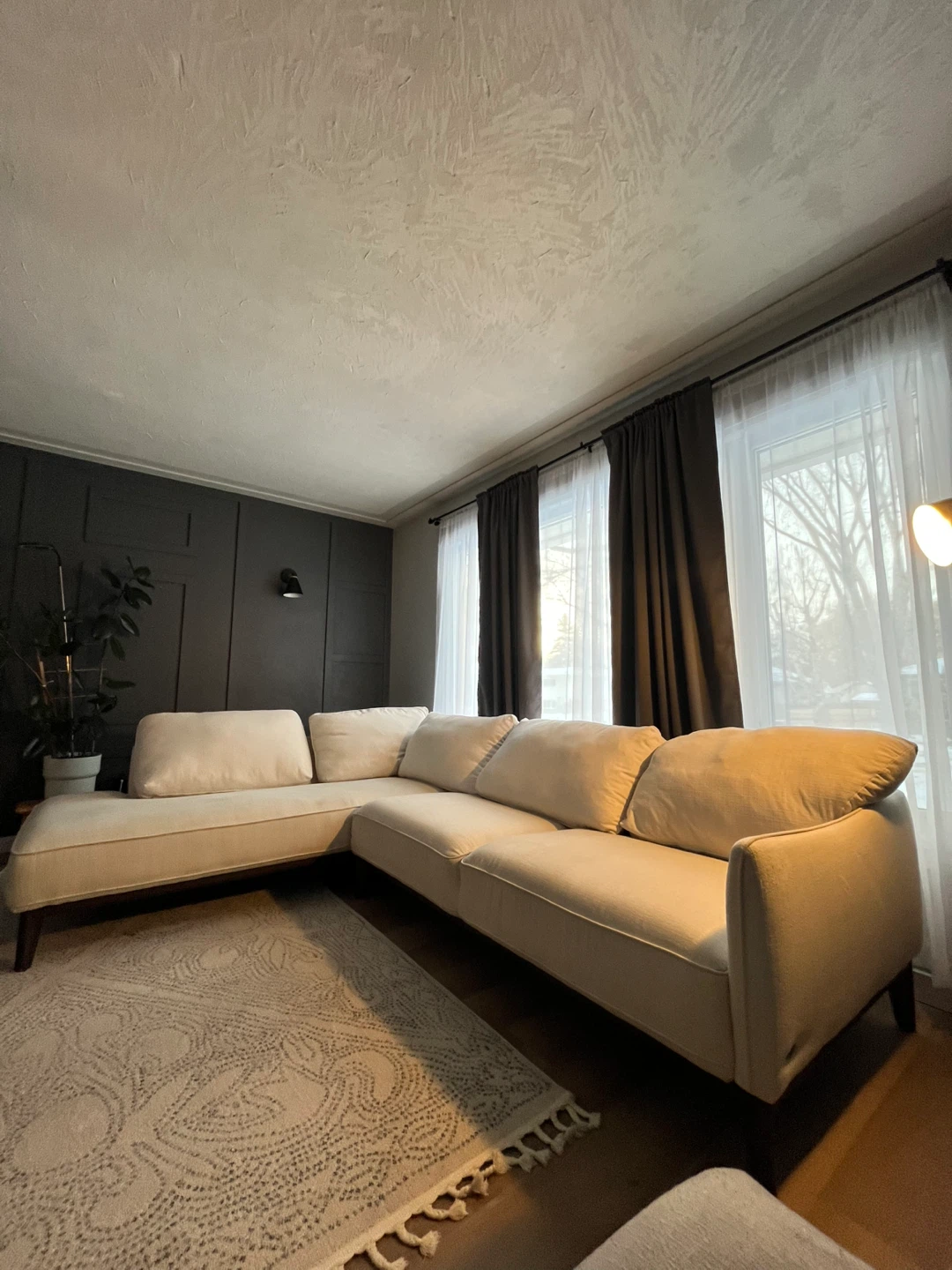 Cindy crawford beige large sofa