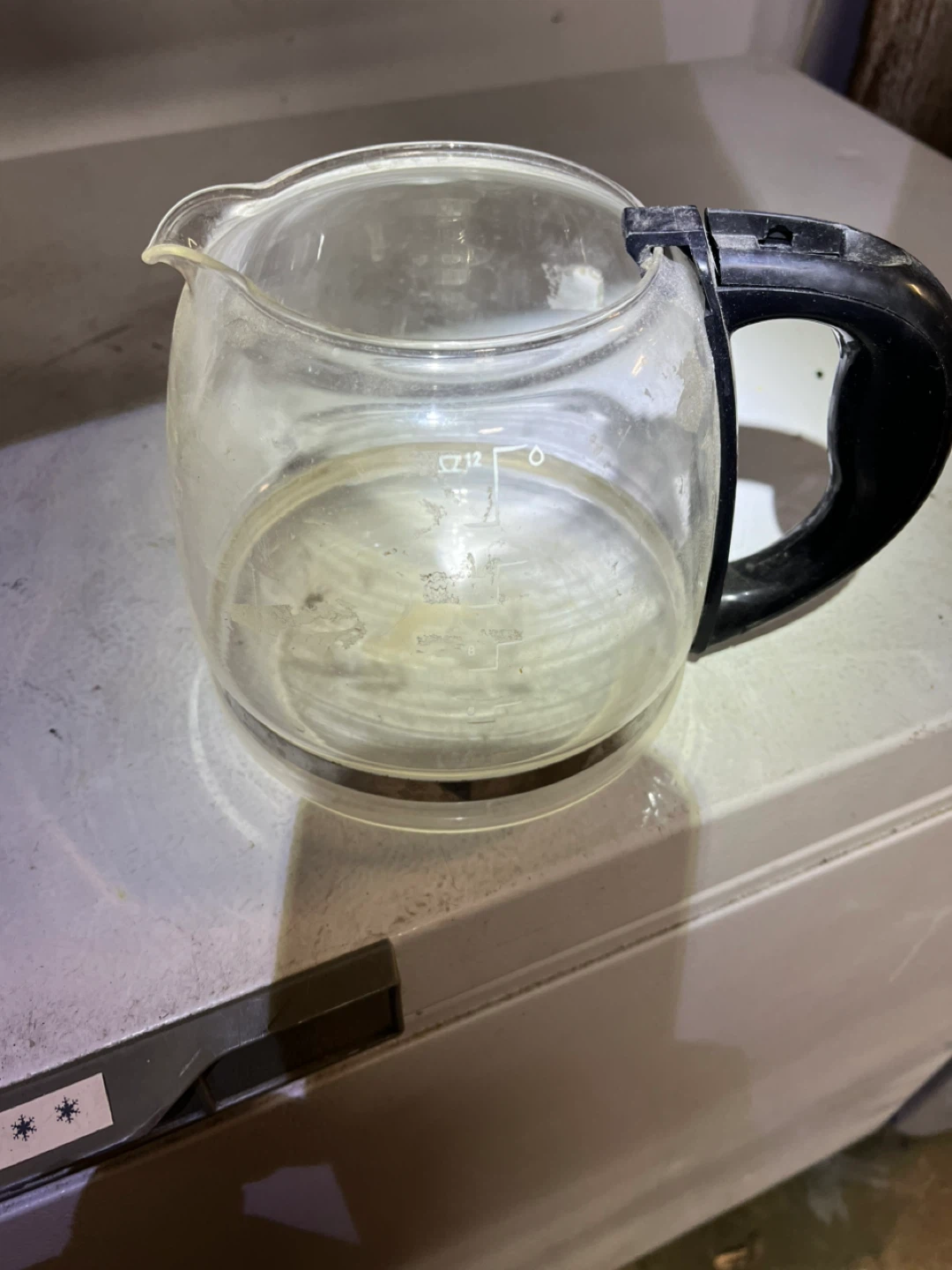 Glass Coffee Pot with Black Handle