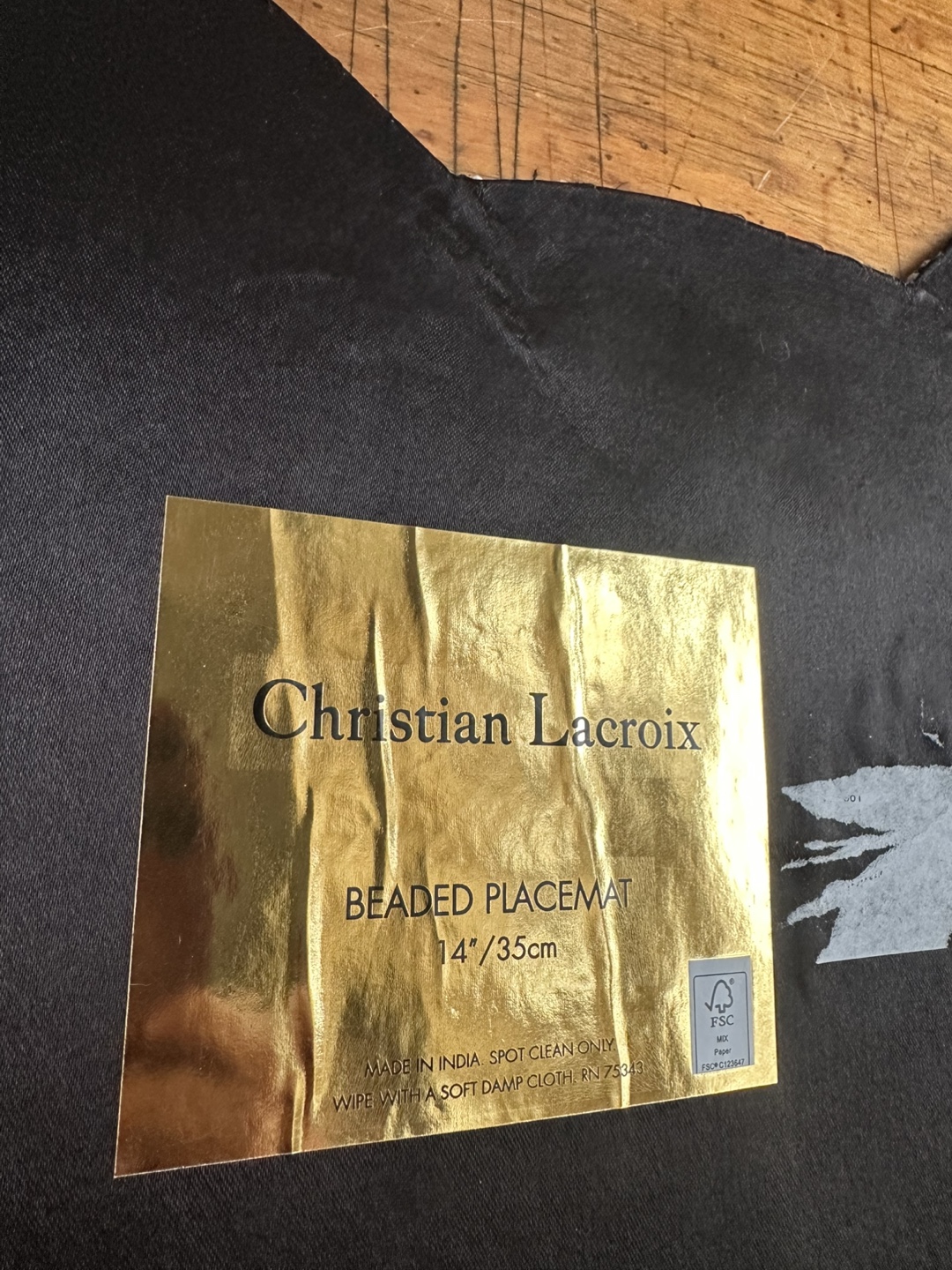 Christian Lacroix  Beaded Blue Eyed Black Cat Placemat NEW - photo 4