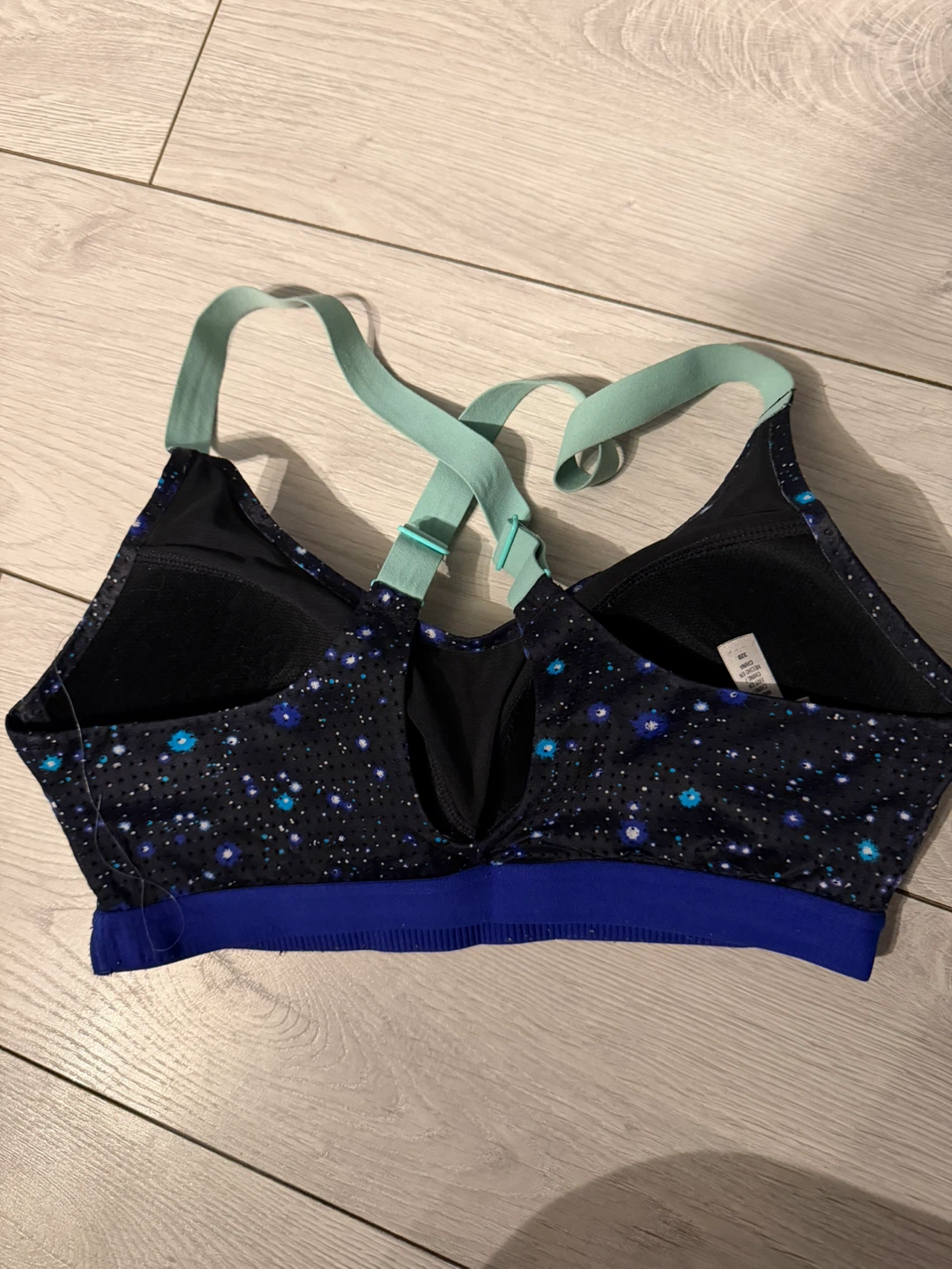 Victoria's Secret Sport Bra - Dark Blue Star Print - Size 32DD - photo 2