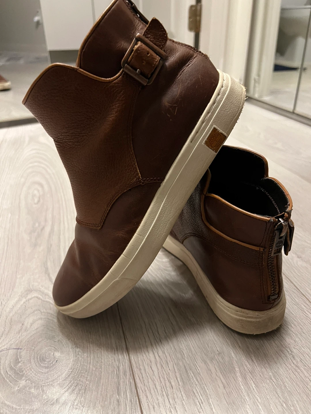 Timberland Women's Brown Leather Ankle Boots Size 7.5W - photo 2