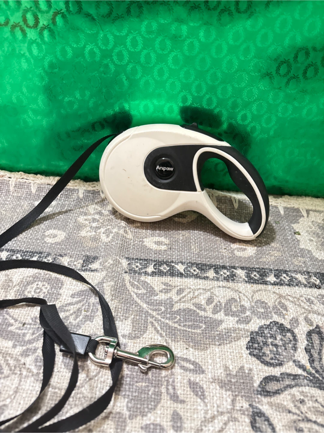 Anjpaw Pet Retractable leash