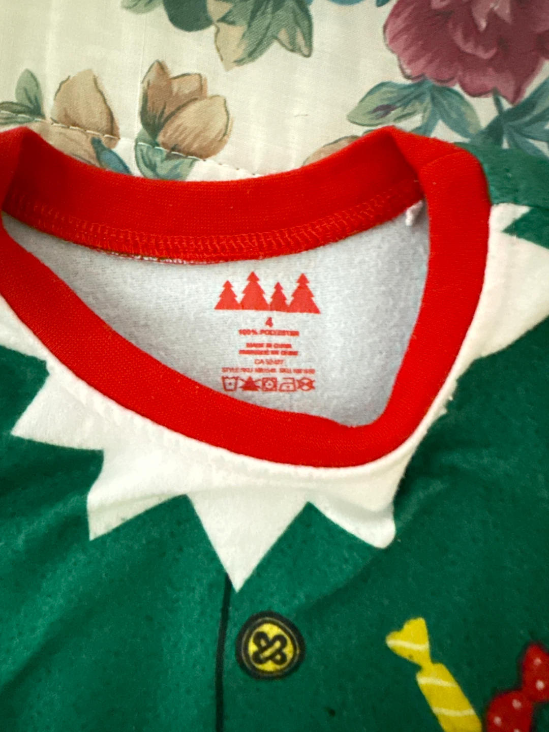 Kids Elf Pajama Set Size 4 - photo 2