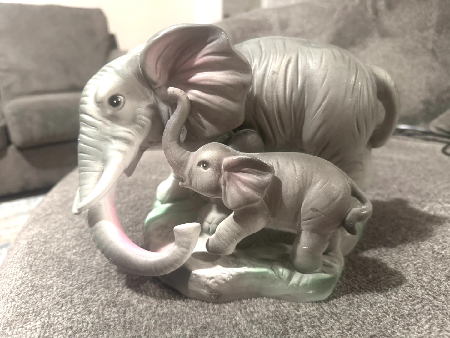 Ceramic Elephant & calf Figurine - photo 2