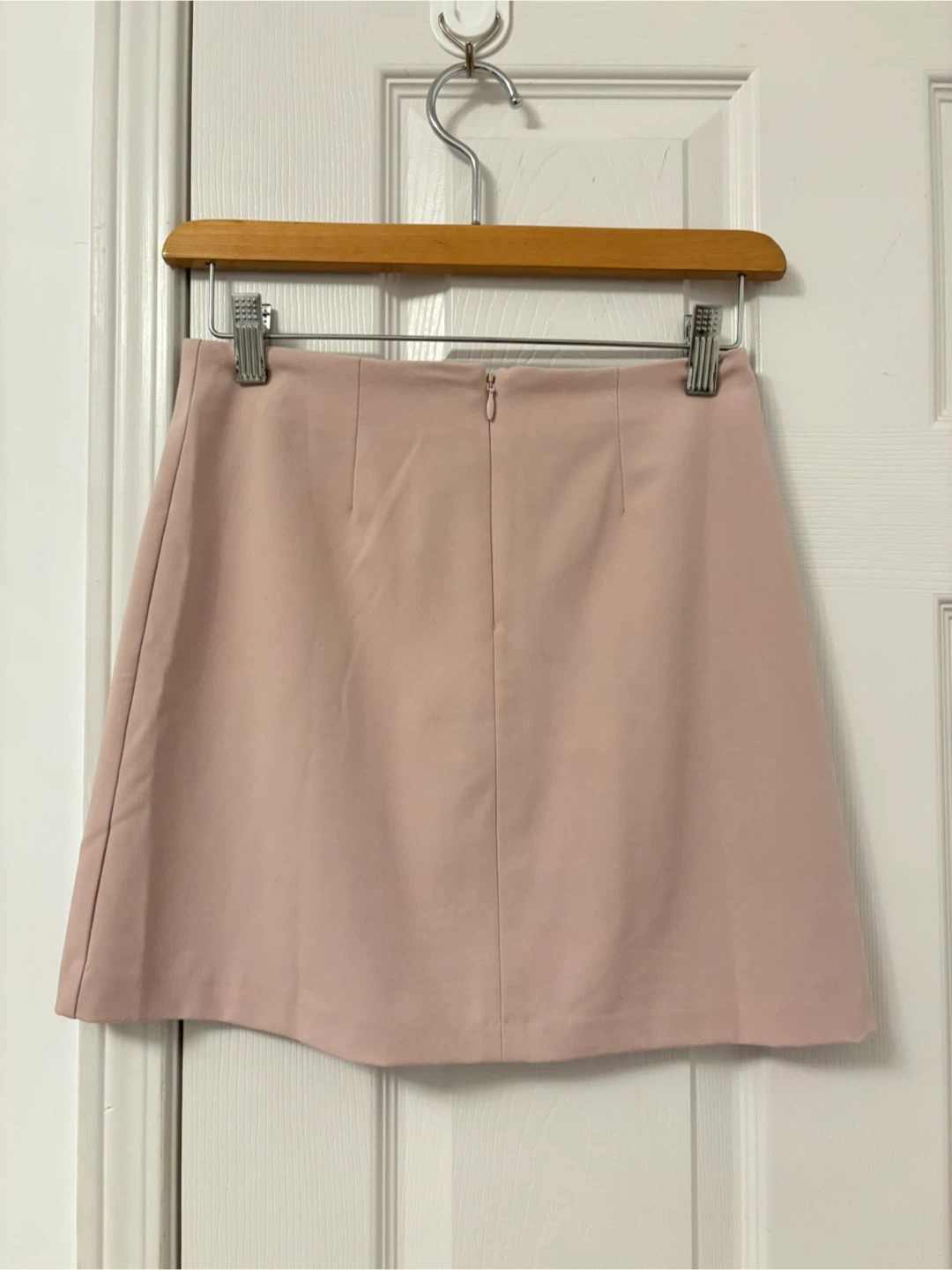 Aritzia Sunday Best Pink Mini Skirt with Slit size 0 - photo 2