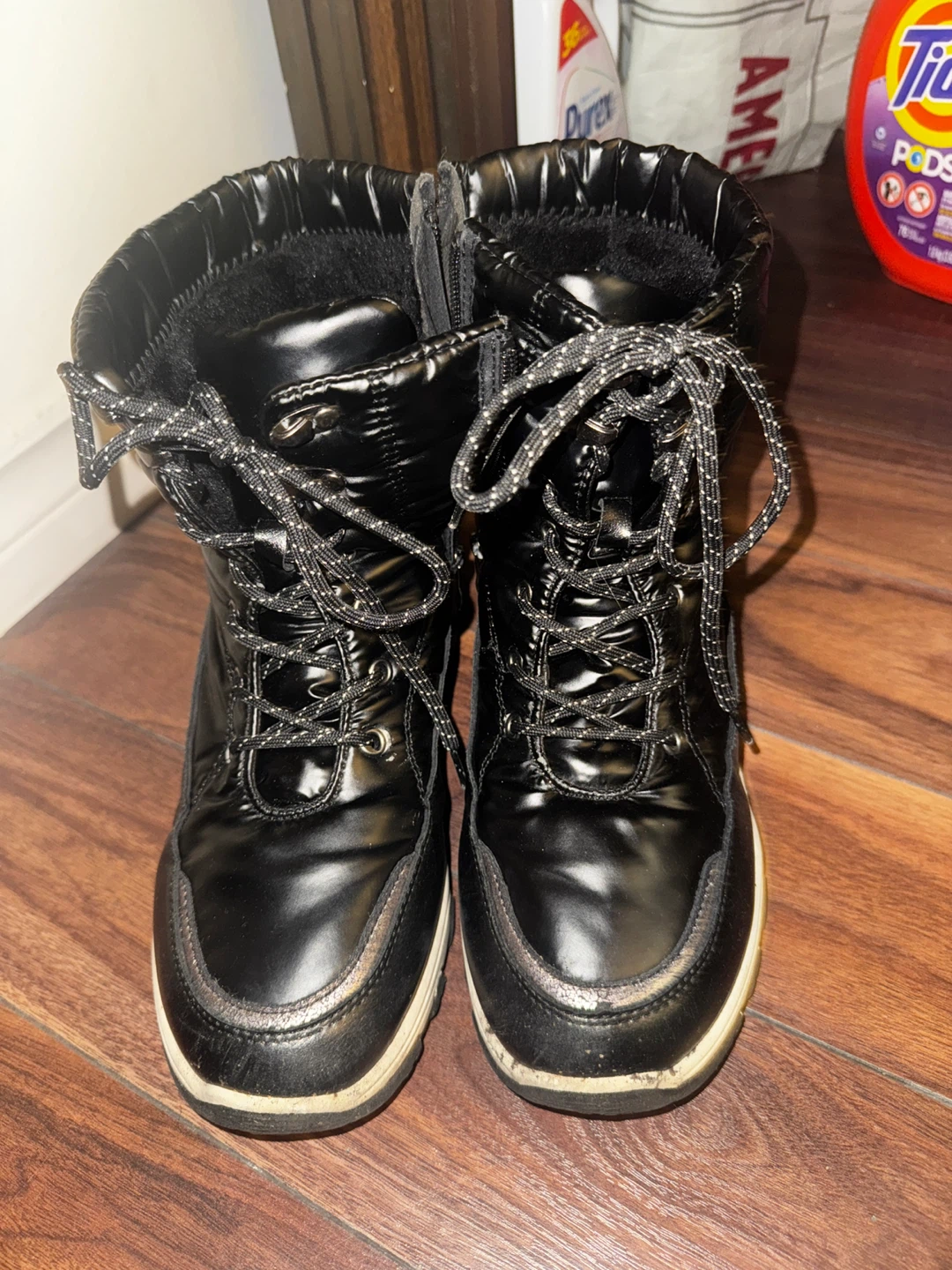 Black Puffer Winter Boots