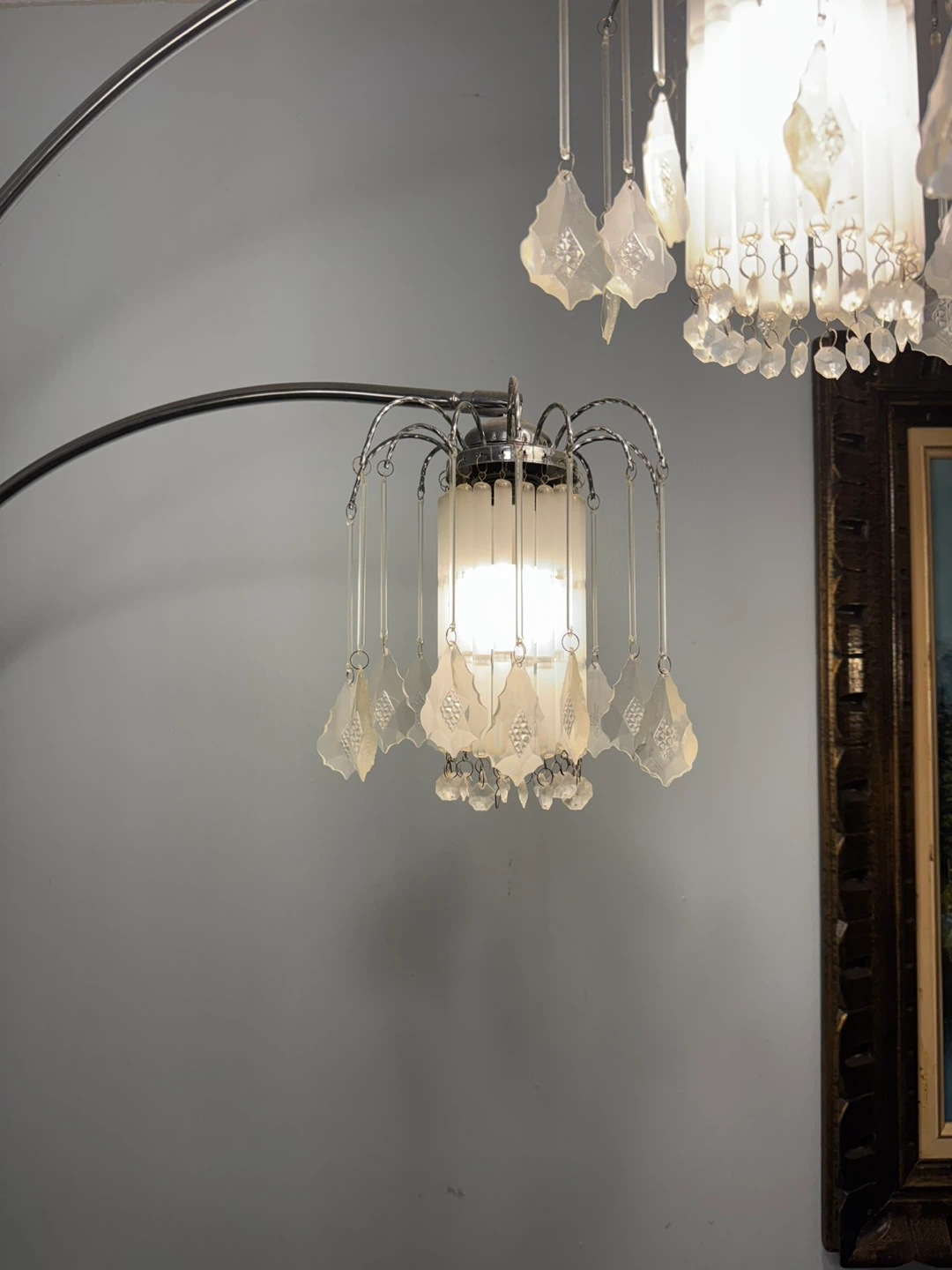 Arc Floor Lamp with Crystal Accents - photo 2