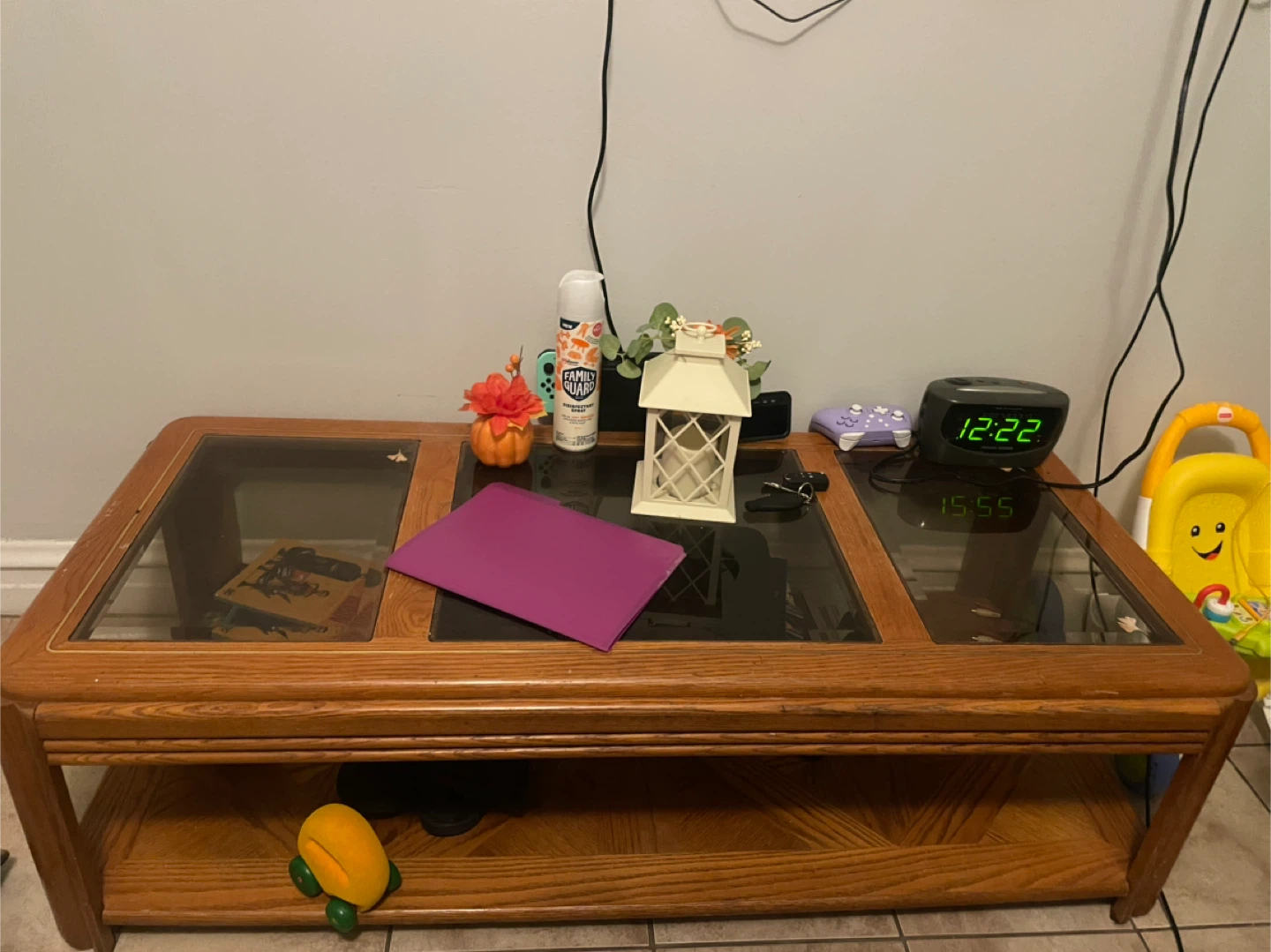 Wooden Coffee Table with Glass Top - photo 2