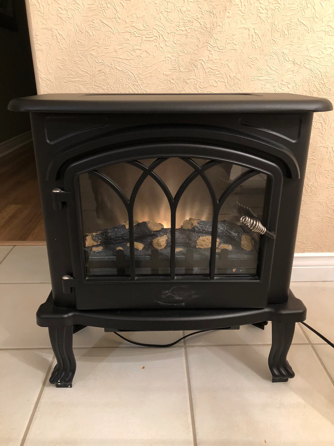 SYLVANIA Electric Stove Heater