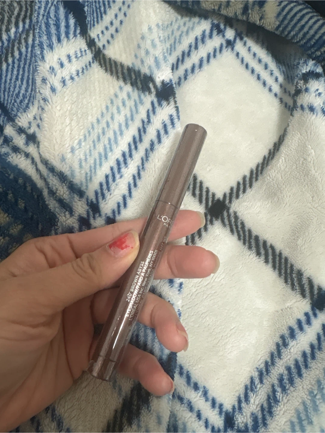 L'Oréal 240 Brown Abyss Eyeshadow Stick