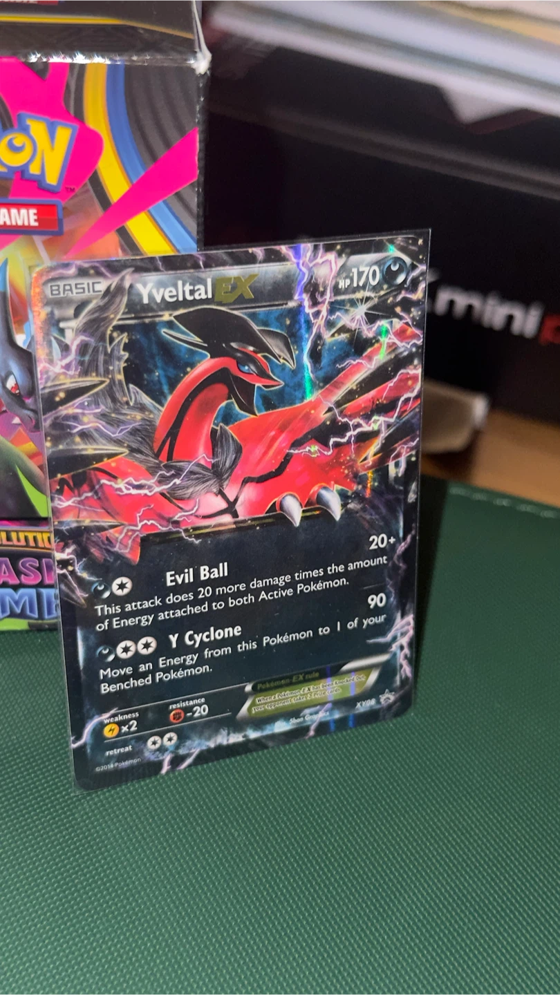 Pokemon Yveltal EX Trading Card