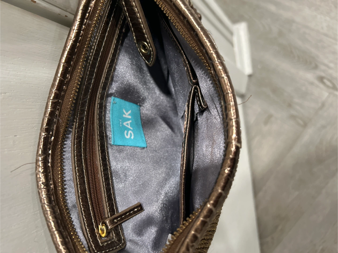 Like new The SAK small purse - photo 3